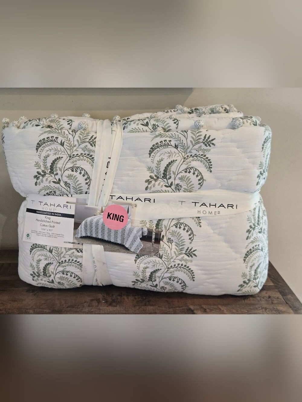 Tahari Handstitched Printed Cotton Quilt King Green White